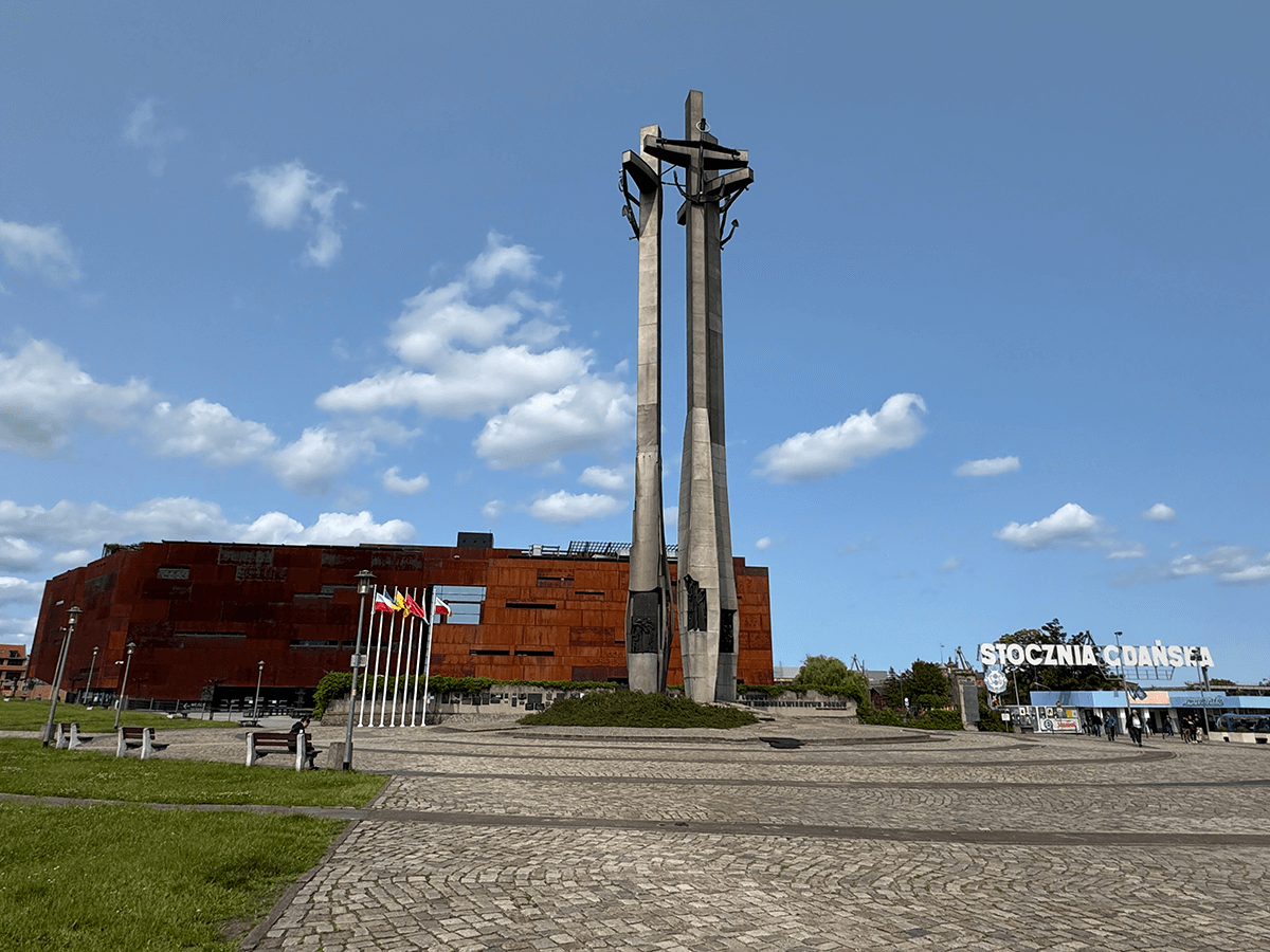 Squeaky Wheel S2E6 - Solidarity Museum