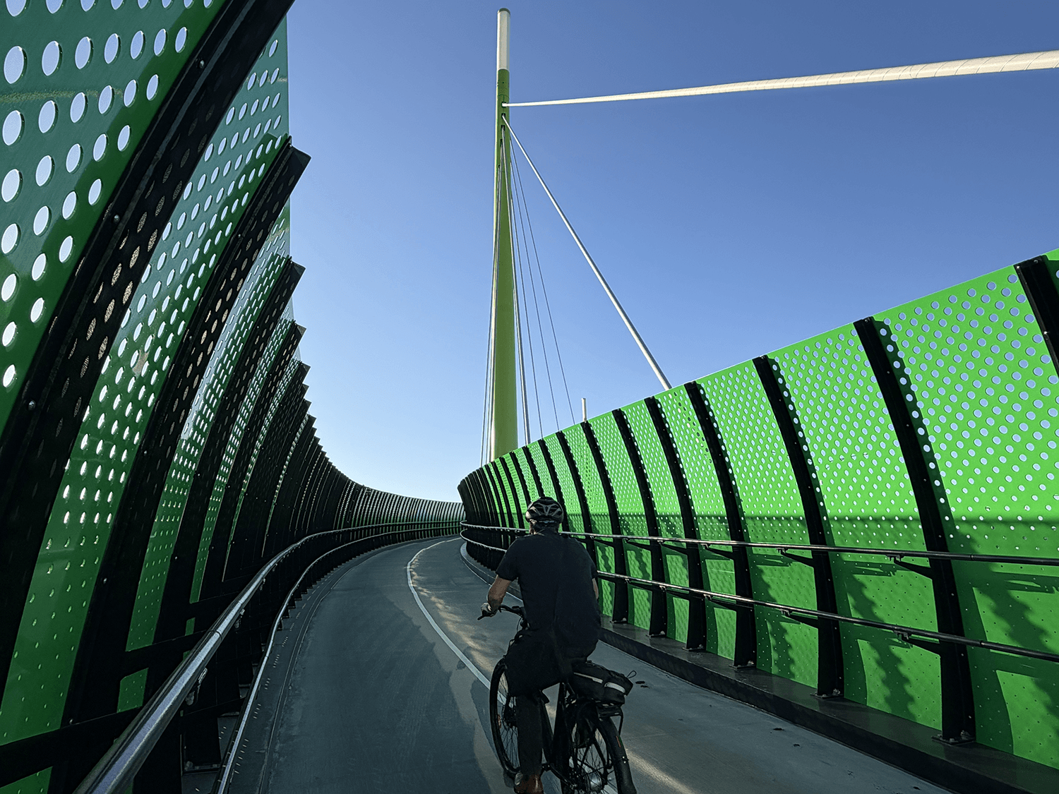 Squeaky Wheel S3E2 Skye Duncan - Caterpillar 3